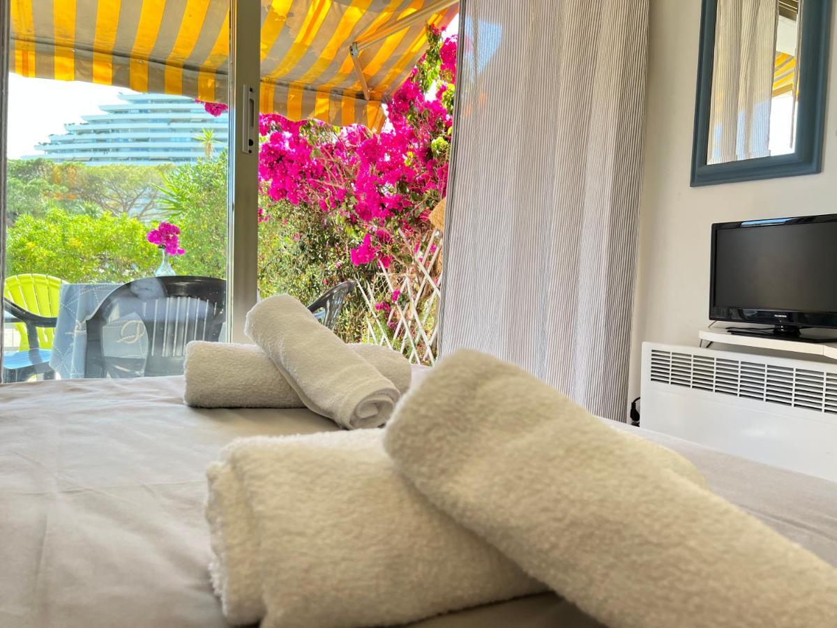 Blue Terrace Apartment - Marina Baie Des Anges Villeneuve-Loubet Exterior photo